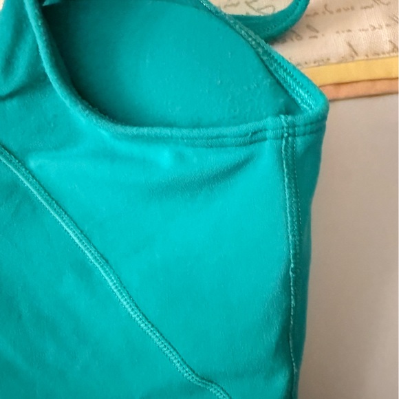 lululemon Align™ Tank Top Kelly Green Light Support, A/B Cup Size 6 - Picture 7 of 10